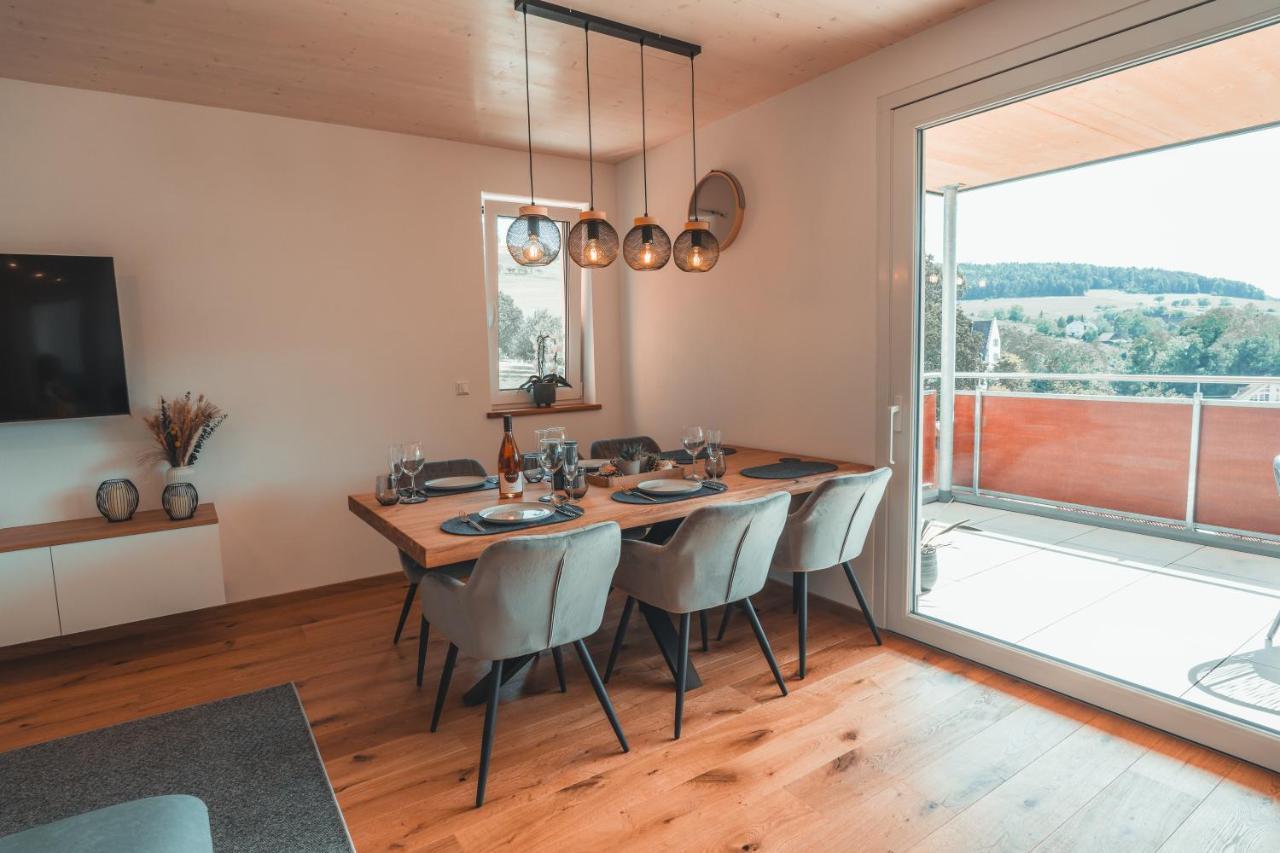 Ferienwohnung Steinablick Mit Grossem Balkon & Garage Ühlingen-Birkendorf Exterior foto